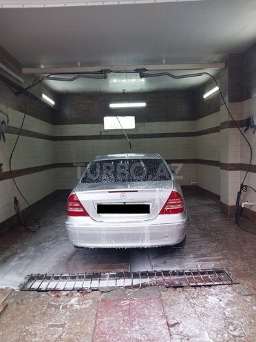 Mercedes C 200-6