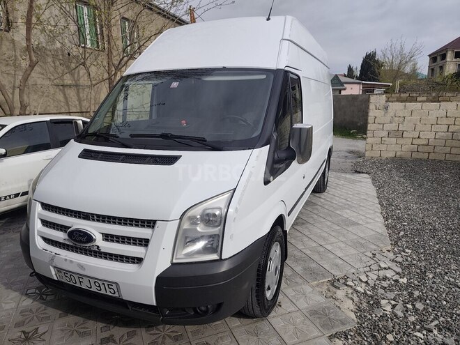 Ford Transit-1
