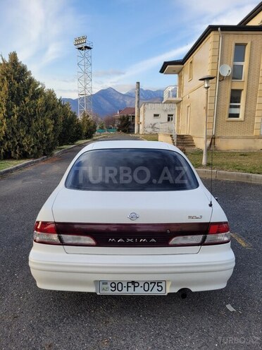 Nissan Maxima-6