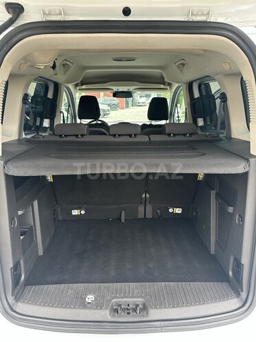 Ford Tourneo Courier-8