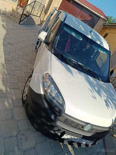 Fiat Doblo-2