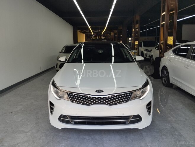 Kia K5-1
