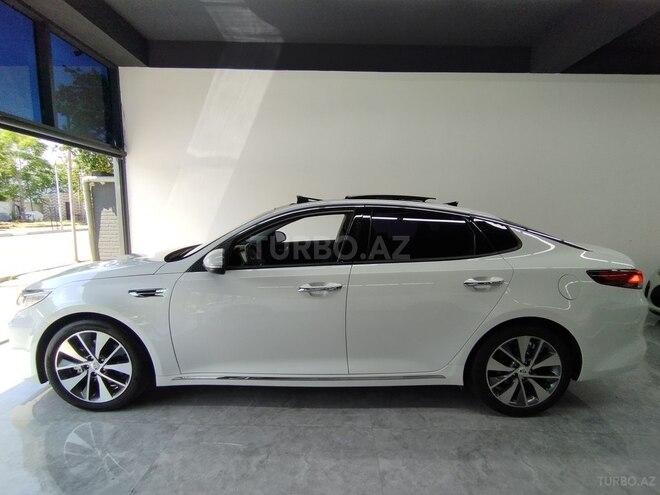 Kia K5-7