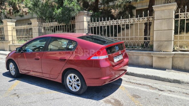 Honda Insight-3