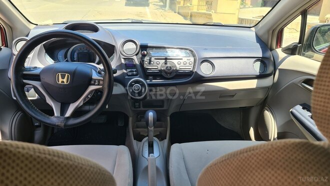 Honda Insight-7