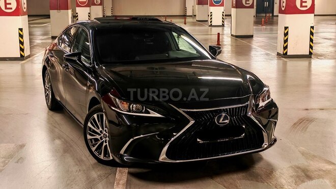 Lexus ES 300h-1