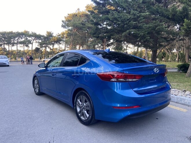 Hyundai Elantra 2017, 131,000 km - 2.0 л - Bakı