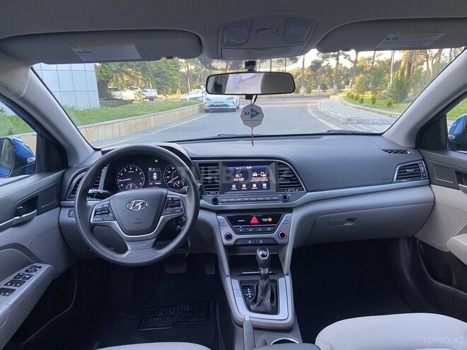Hyundai Elantra 2017, 131,000 km - 2.0 л - Bakı