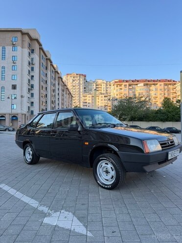 LADA (VAZ) 21099-8