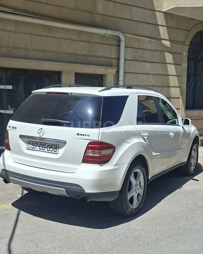 Mercedes ML 350 4MATIC-3