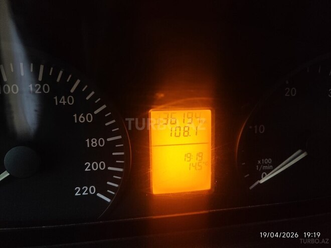 Mercedes Vito 111 CDI-12