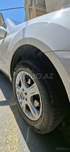 Mercedes ML 350 4MATIC-13