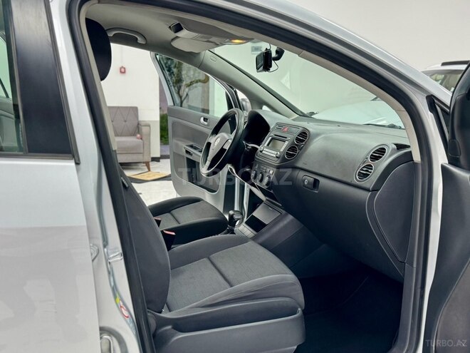Volkswagen Golf Plus-17