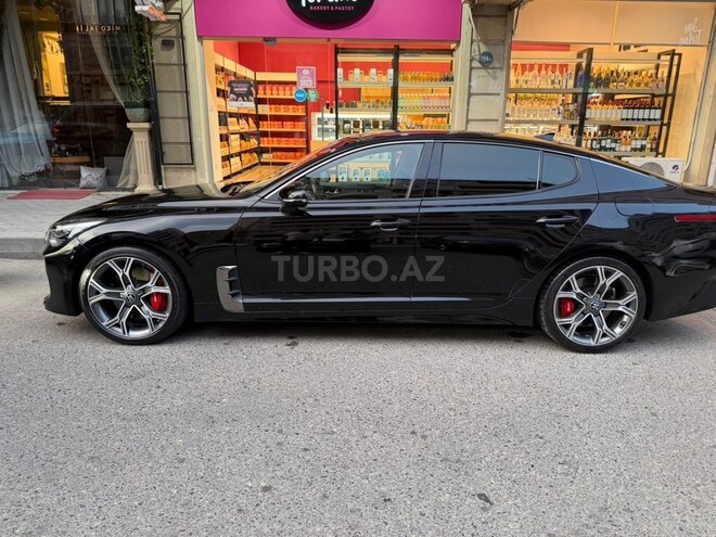 Kia Stinger-3