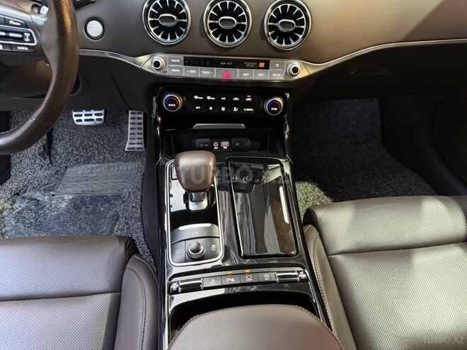 Kia Stinger-6