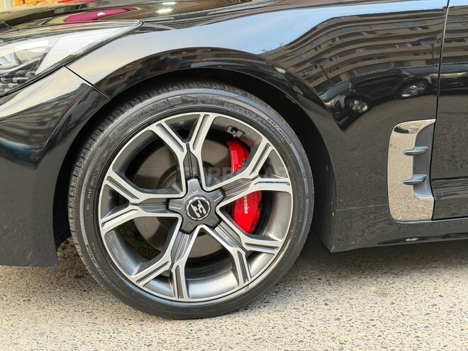 Kia Stinger-8