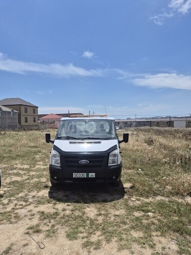 Ford Transit-1