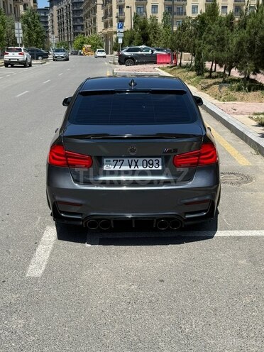 BMW 330-7