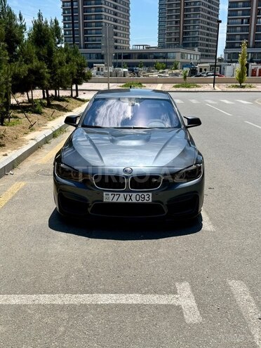 BMW 330-3