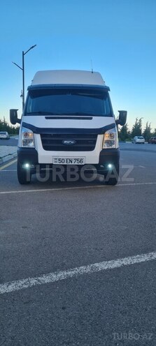 Ford Transit-1