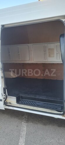 Ford Transit-8