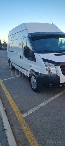 Ford Transit-17