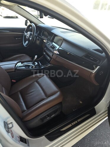 BMW 520d-13