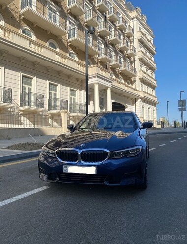 BMW 330-10