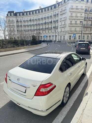 Nissan Teana-10