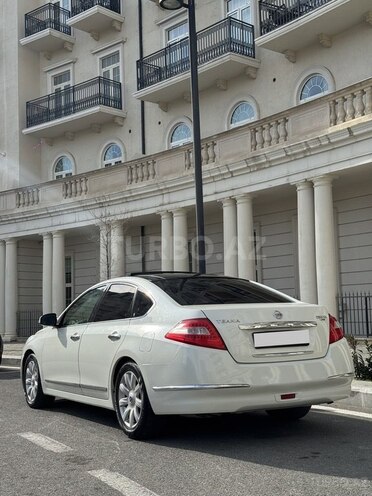 Nissan Teana-4