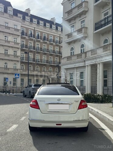 Nissan Teana-5