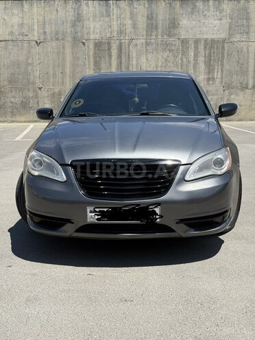 Chrysler 200-1