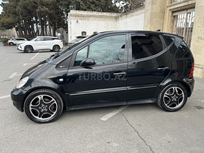 Mercedes A 190-10