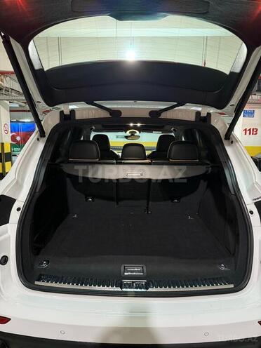 Porsche Cayenne-15