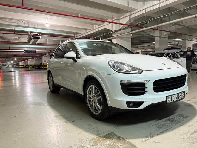 Porsche Cayenne-3