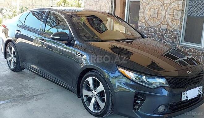 Kia Optima-4