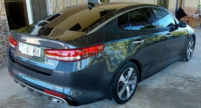 Kia Optima-2