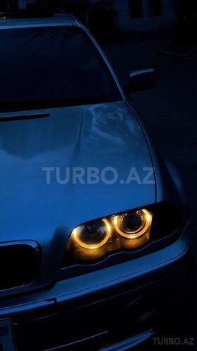 BMW 325-4