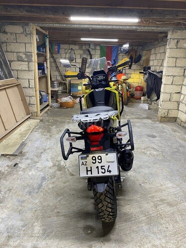 Suzuki V-Strom 250-6