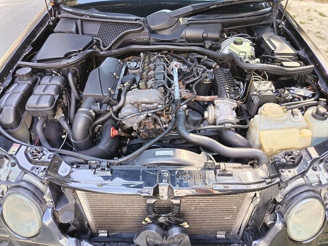 Mercedes E 220-18