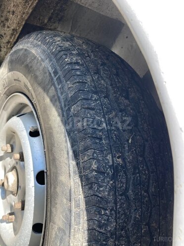 Ford Transit-11