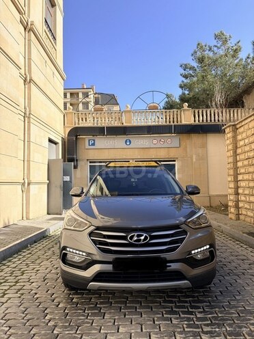 Hyundai Santa Fe-1