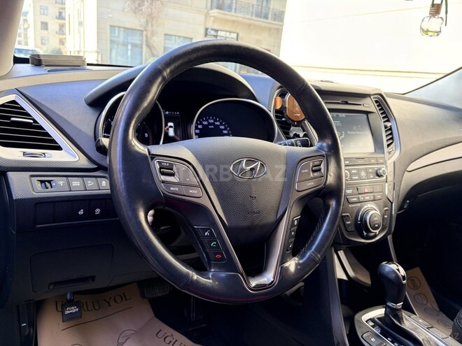 Hyundai Santa Fe-5