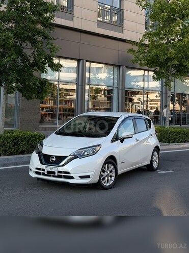 Nissan Note-1