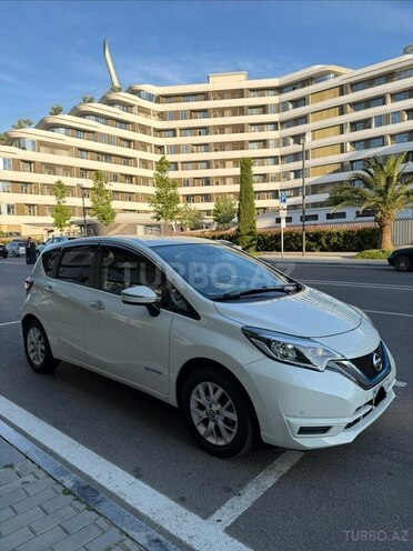 Nissan Note-10