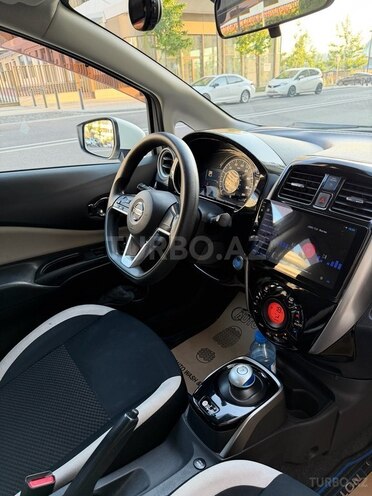 Nissan Note-21