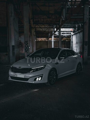 Kia Optima-2