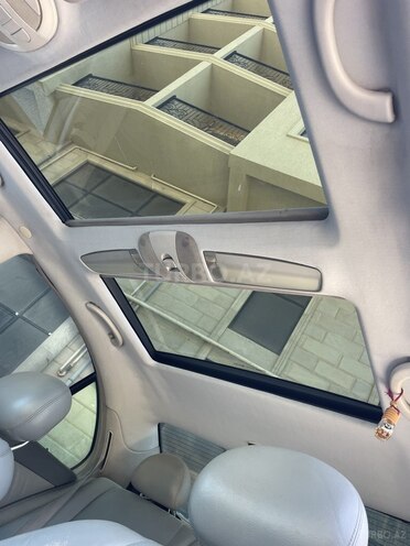 Mercedes E 320-18