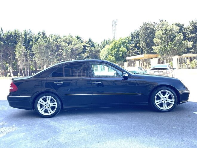 Mercedes E 320-8