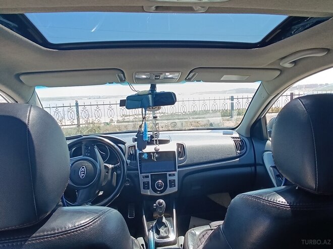 Kia Cerato-3